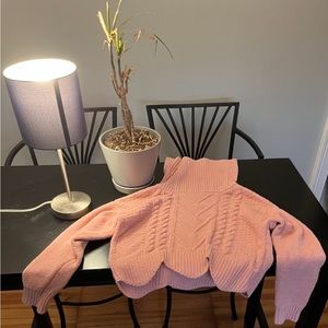 Almost Famous Size M pink turtleneck knit sweater